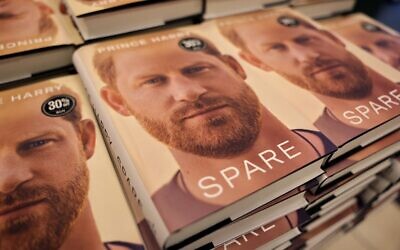 Prince Harry's memoir "Spare" on sale at a Barnes & Noble retail store in Chicago on January 10, 2023. (Scott Olson/Getty Images/AFP)