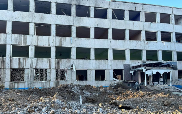 A building damaged by a Russian rocket attack in Kramatorsk, Ukraine, January 8, 2023. (Twitter photo screenshot: used in accordance with Clause 27a of the Copyright Law)