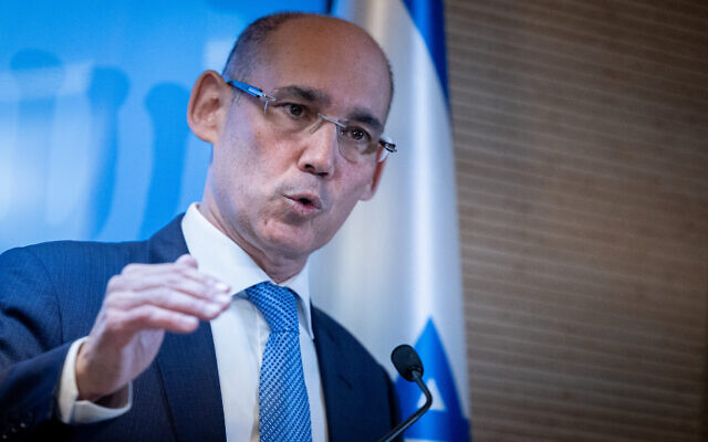 Bank of Israel Governor Amir Yaron speaks during a press conference at the Bank of Israel in Jerusalem, January 2, 2023. (Yonatan Sindel/Flash90)