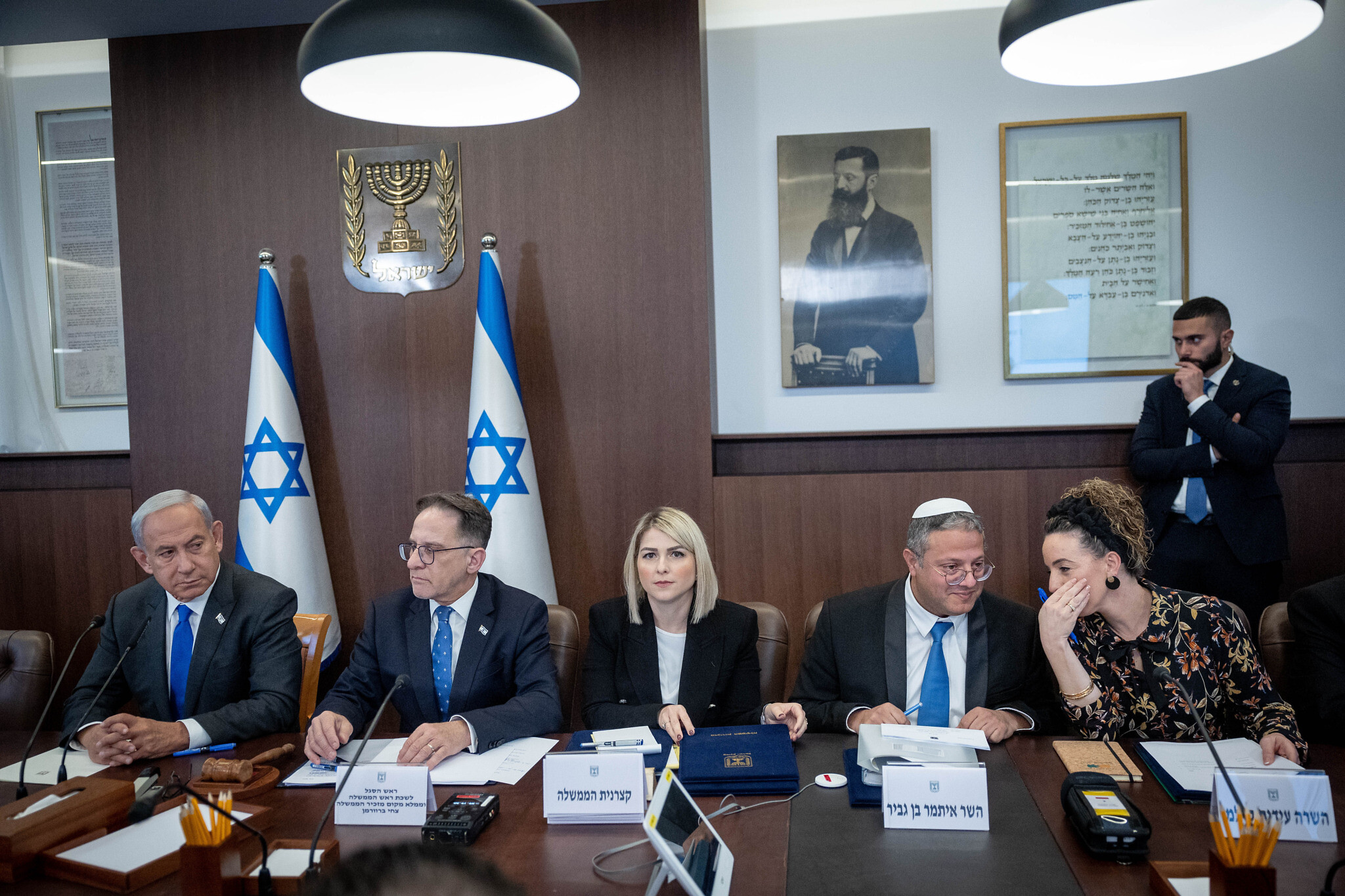 Netanyahu Says He ll Revert To openly Opposing Iran Deal Names 