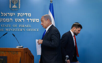Prime Minister Benjamin Netanyahu gives a press conference with Finance Minister Bezalel Smotrich at the Prime Minister's office in Jerusalem, on January 11, 2023. (Olivier Fitoussi/Flash90)