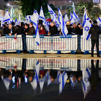 Protesters gather to rally against the Israeli government at Habima Square in Tel Aviv on January 14, 2023. (Avshalom Sassoni/Flash90)