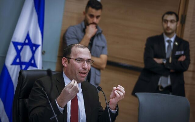 The Knesset’s Constitution, Law and Justice Committee chair MK Simcha Rothman leads a committee debate, in Jerusalem, January 17, 2023. (Olivier Fitoussi/Flash90)