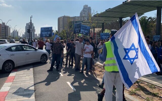 A protest in Beersheba where a driver was suspected of threatening demonstrators with his car, January 10, 2023 (Social media)