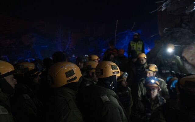 IDF search and rescue teams work to find survivors after an earthquake in Turkey on February 9, 2023. (Israel Defense Forces)