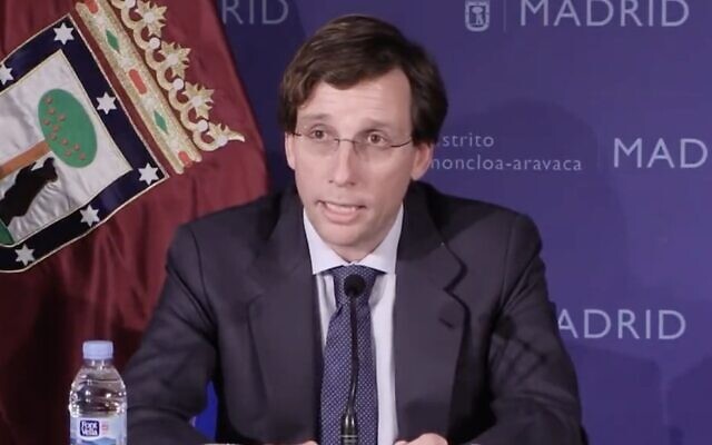 Madrid Mayor José Luis Martínez-Almeida. (Twitter screenshot; used in accordance with Clause 27a of the Copyright Law)