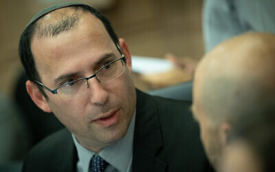 MK Simcha Rotman, head of the Constitution, Law and Justice Committee, at a committee meeting at the Knesset in Jerusalem, March 21, 2023. (Yonatan Sindel/Flash90)