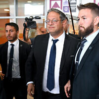 National Security Minister Itamar Ben Gvir visits members of the Yamam unit who were injured during an operation in Jenin, at the Rambam Hospital in Haifa, March 8, 2023. (Flash90)