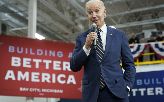 President Joe Biden speaks about manufacturing jobs and the economy at SK Siltron CSS, a computer chip factory in Bay City, Mich., Nov. 29, 2022. (AP/Patrick Semansky, File)