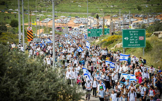 The right-wing march to the Evyatar outpost, near the West Bank city of Nablus, during the Passover holiday, on April 10, 2023. (Sraya Diamant/Flash90)