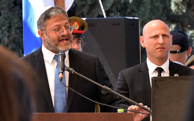 Minister of National Security Itamar Ben Gvir speaks at a ceremony marking Memorial Day at the military cemetery in Beersheba, April 25, 2023. (Dudu Greenspan/Flash90)