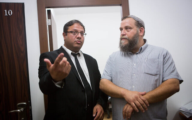 File: Leader of the far-right Israeli group Lehava, Benzi Gopstein (R), seen at a press conference with his lawyer Itamar Ben Gvir, in Jerusalem on August 11, 2015. (Miriam Alster/FLASH90)