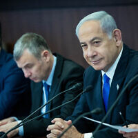 Prime Minister Benjamin Netanyahu leads the weekly cabinet meeting in Jerusalem on May 28, 2023. (Yonatan Sindel/Flash90)
