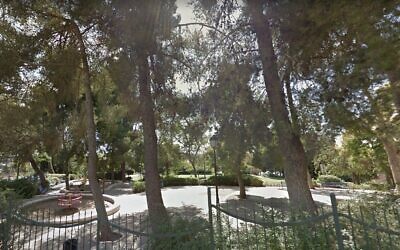 Screen capture of the Rose Garden, Jerusaelm. (Google Street View. Used in accordance with Clause 27a of the Copyright Law)