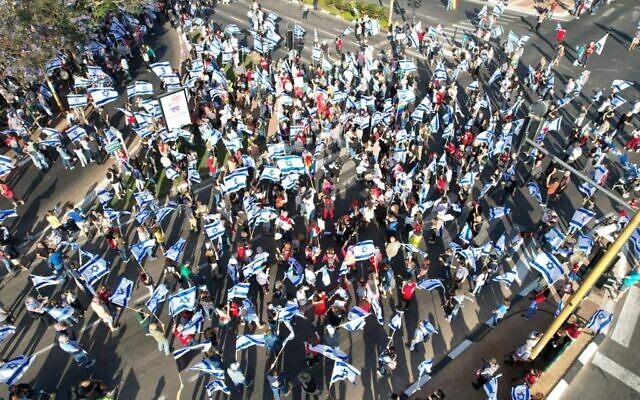 Anti-overhaul protesters gather in Rehovot, May 20, 2023. (Gilad Persett/Courtesy)