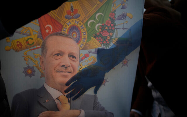 Supporters of President Recep Tayyip Erdogan celebrate in Istanbul, Turkey, on May 28, 2023. (AP Photo/Emrah Gurel)