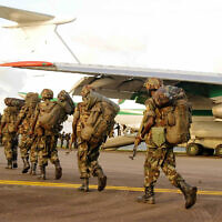 Illustrative: Uganda People's Defence Force (UPDF) soldiers at Entebbe airport, March 8, 2007. (AFP/Peter Busomoke)