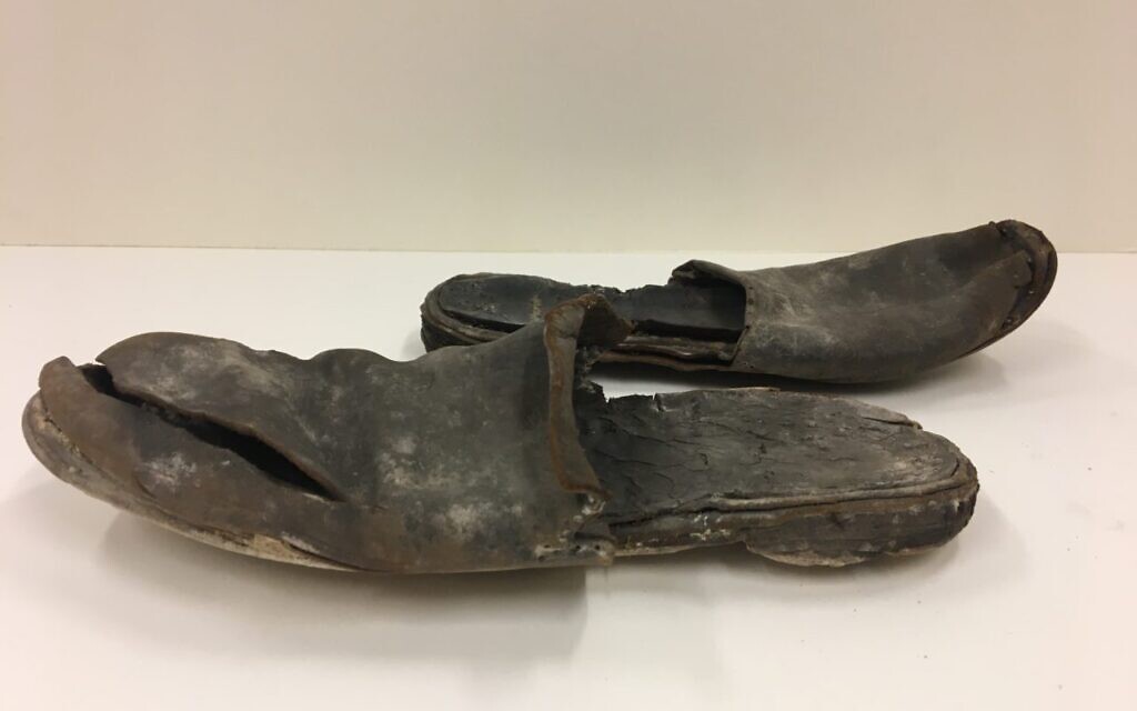 Concealed shoes discovered during renovations of the museum 'Our Lord in the Attic' in Amsterdam (courtesy)