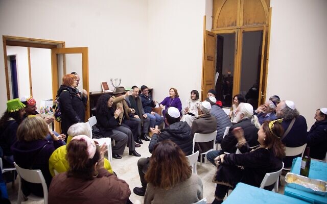 Catania community members are shown at a recent gathering. (Courtesy of Gilberto Ventura via JTA)