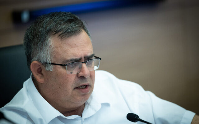 Likud MK David Bitan leads an Economic Committee meeting at the Knesset, May 29, 2023. (Yonatan Sindel/Flash90)