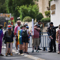 Police security at the annual Jerusalem Pride Parade, on June 1, 2023. (Yonatan Sindel/Flash90)
