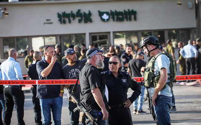Israeli security forces at the scene of a shooting attack near the West Bank settlement of Eli, West Bank, June 20, 2023. (Flash90)