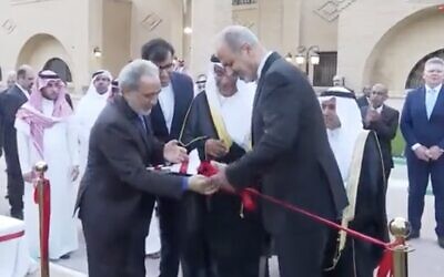 Iranian and Saudi delegates attend the reopening of Iran's embassy in Riyadh, Saudi Arabia, June 6, 2023. (Screenshot: Twitter; used in accordance with Clause 27a of the Copyright Law)