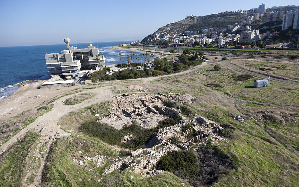 Tel Shiqmona in southern Haifa is the site of a 3,000-year-old purple dye factory. (courtesy Michael Eisenberg)