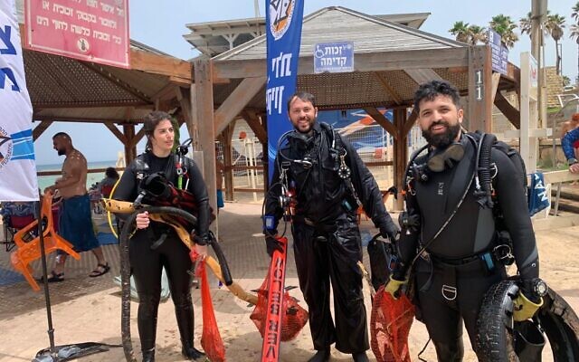Divers from Mishmar Hayam participate in an ocean clean up on June 17, 2023 (Boaz Maizel)