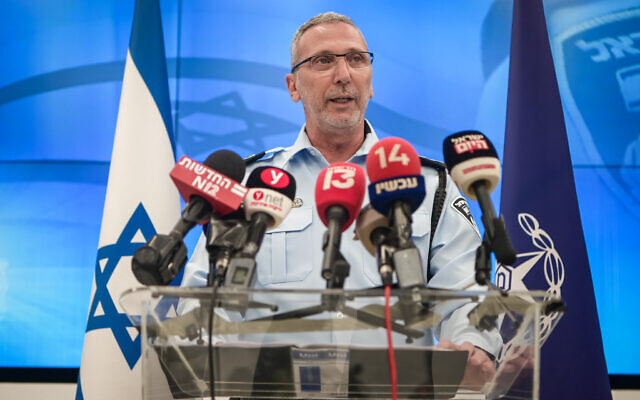 Police's Tel Aviv District Commander Amichai Eshed holds a press conference in Tel Aviv, on July 5, 2023 (Avshalom Sassoni/Flash90)