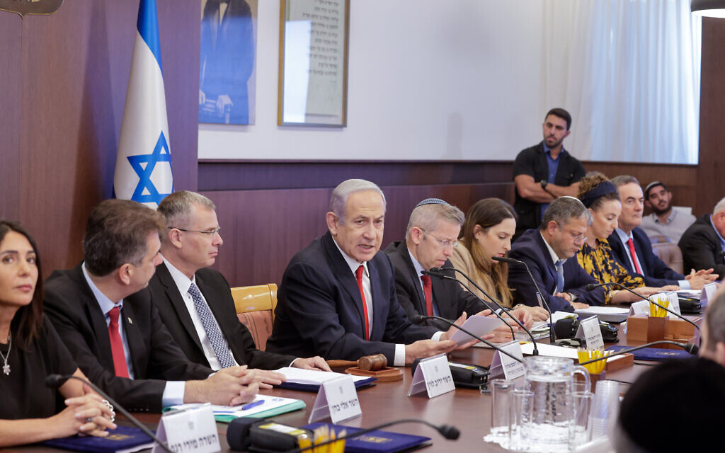 Prime Minister Benjamin Netanyahu leads a cabinet meeting, at the Prime Minister's Office in Jerusalem on July 9, 2023. (Marc Israel Sellem/POOL)