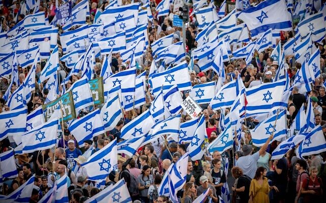 Thousands of protesters against the judicial overhaul rally in Jerusalem after a multi-day march to the Knesset, on July 22, 2023. (Yonatan Sindel/Flash90)