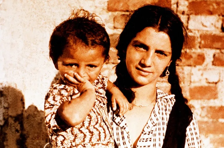 Roma or Gypsies – Why 2 names and where do they come from