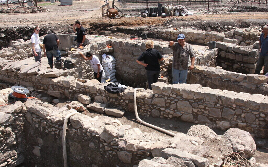 Magdala during an archaeological dig. (Shmuel Bar-Am)