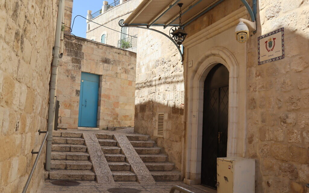 An alley in Jerusalem's Old City leads to the Maronite church compound. (Shmuel Bar-Am)