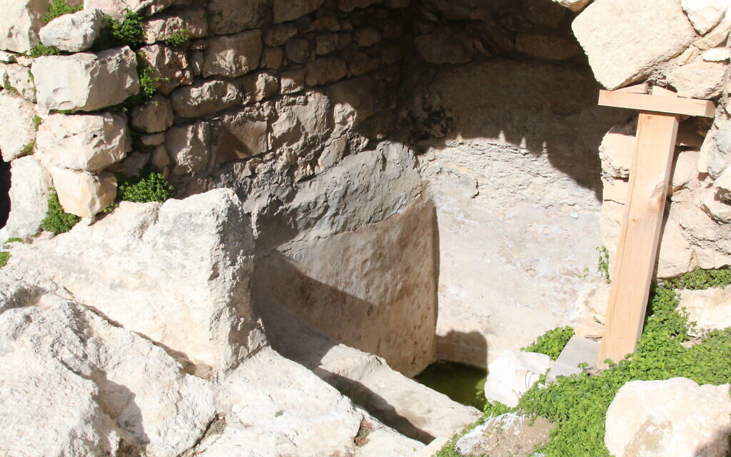 A mikveh found in the Protestant Cemetery on Mt. Zion. (Shmuel Bar-Am)