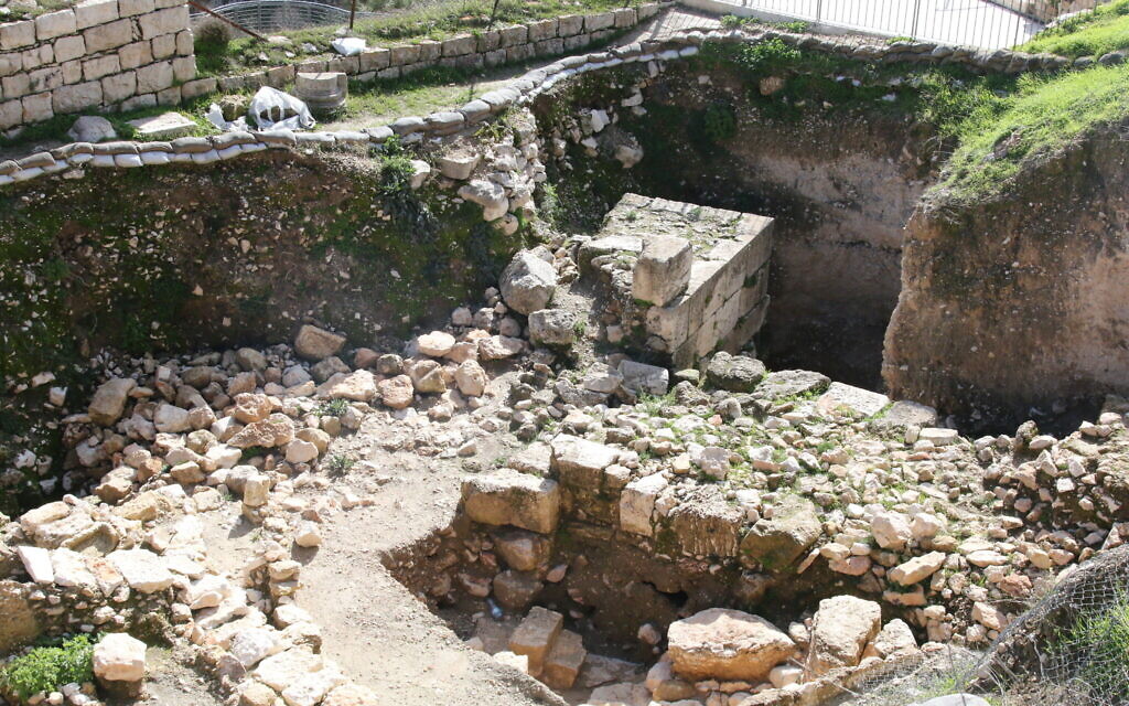 Part of the Essene wall and gate found on Mt. Zion. (Shmuel Bar-Am)