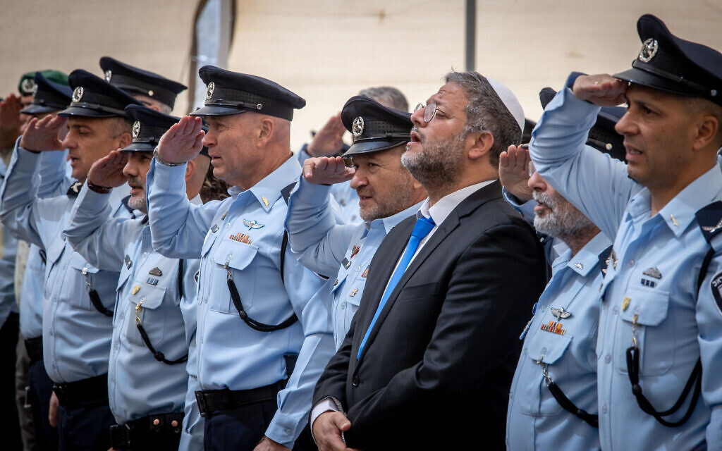 world News  Under new orders, police to only salute Ben Gvir, no other cabinet ministers