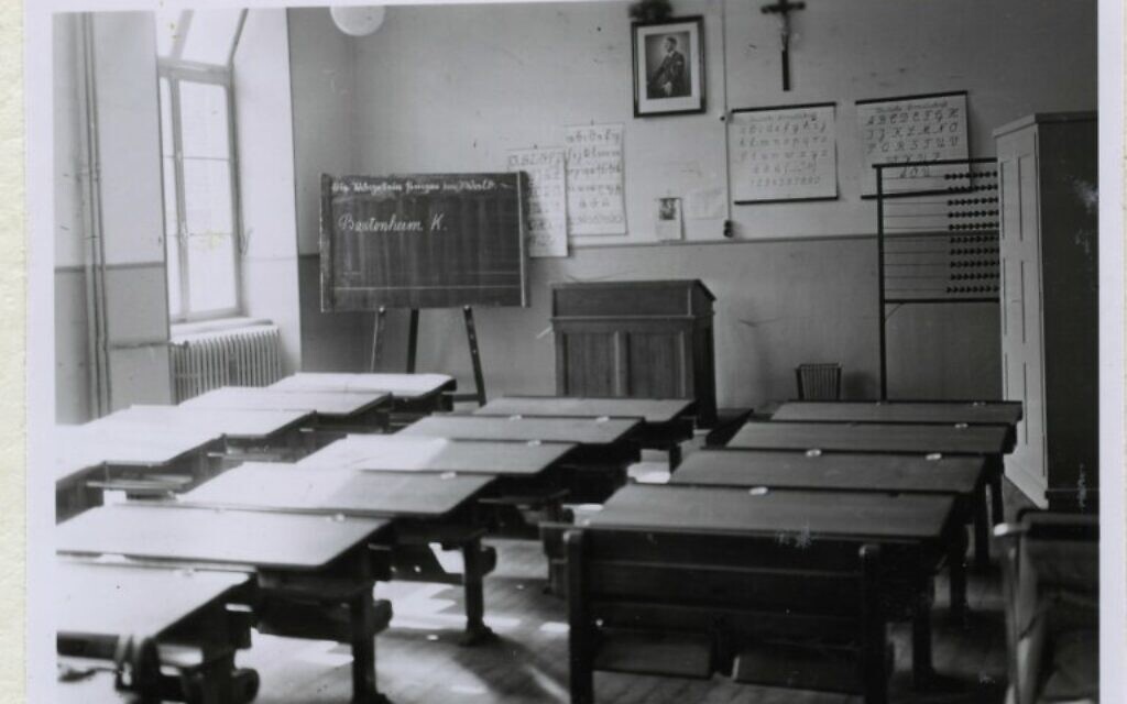 The school room in Bartenheim, France. (Archives de Bartenheim)