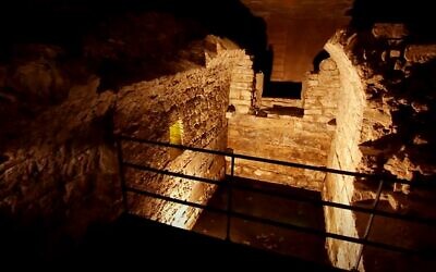 A medieval Jewish mikveh in Erfurt, Germany. (Video screenshot)