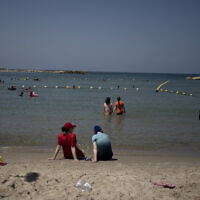 NJ megamall to offer gender-segregated swimming on Sukkot for Orthodox  clientele