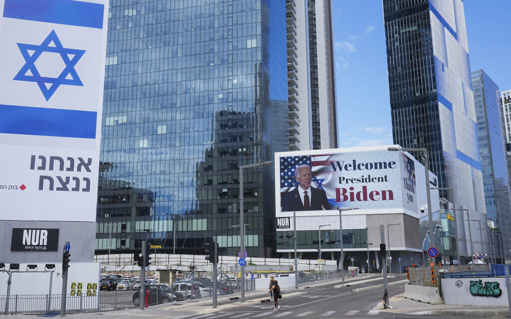 A billboard welcoming US President Joe Biden in Tel Aviv, Israel, Wednesday, Oct. 18, 2023. (AP/Ohad Zwigenberg)