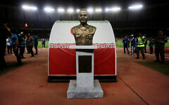 A statue of slain Iranian general Qassem Soleimani is placed at Naghsh-e-Jahan stadium in the central city of Isfahan, Iran, October 2, 2023. (Morteza Salehi, Tasnim News Agency via AP)
