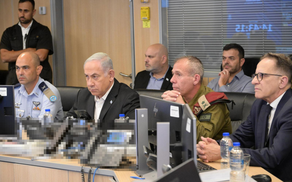 Prime Minister Benjamin Netanyahu in the Kirya military headquarters in Tel Aviv, October 8, 2023. (Amos Ben Gershom/ GPO)