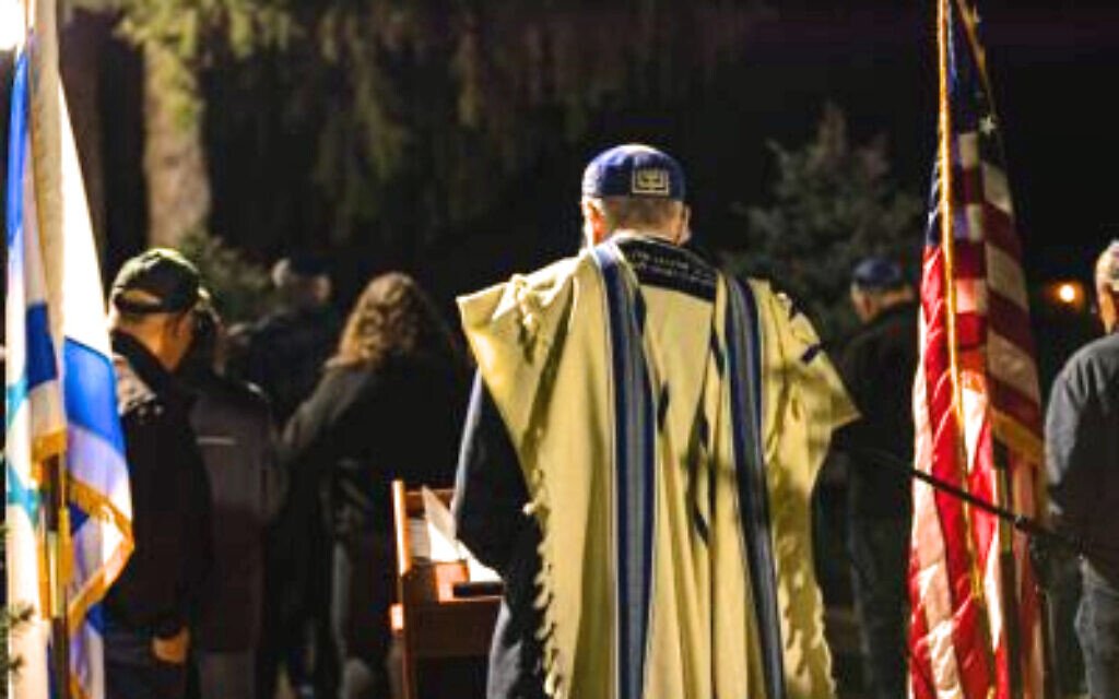 Candlelight Vigil for Israel at East Northport Jewish Center on Long Island, New York, October 12, 2023 (Wayne Rivera/Church Unleashed)