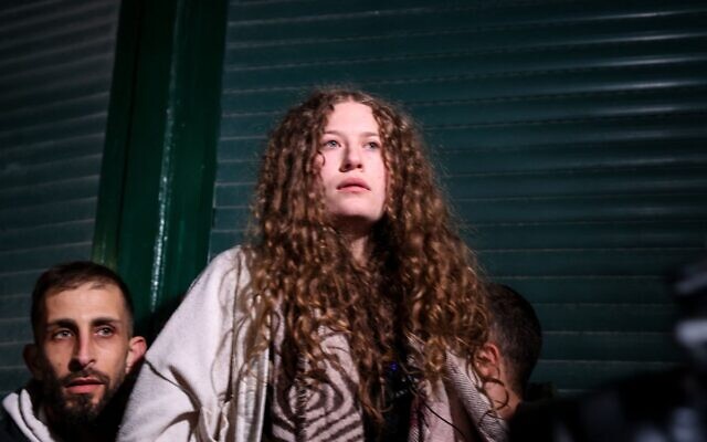 Palestinian activist Ahed Tamimi among 30 prisoners released in deal ...