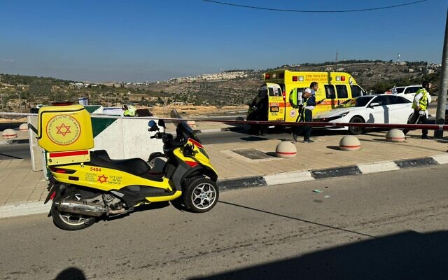 The scene of a terror attack at a West Bank checkpoint south of Jerusalem on November 16, 2023 (Magen David Adom)