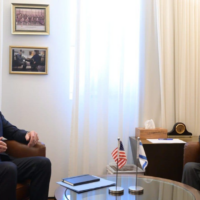Prime Minister Benjamin Netanyahu, right, meets US Secretary of State Antony Blinken at the Prime Minister's Office in Jerusalem, November 30, 2023. (Amos Ben-Gershom/GPO)