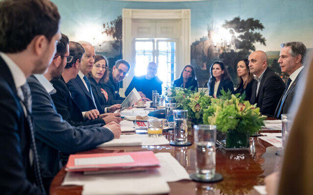 US President Joe Biden meets at the White House with relatives of American hostages held by terrorists in Gaza, December 13, 2023 (White House)