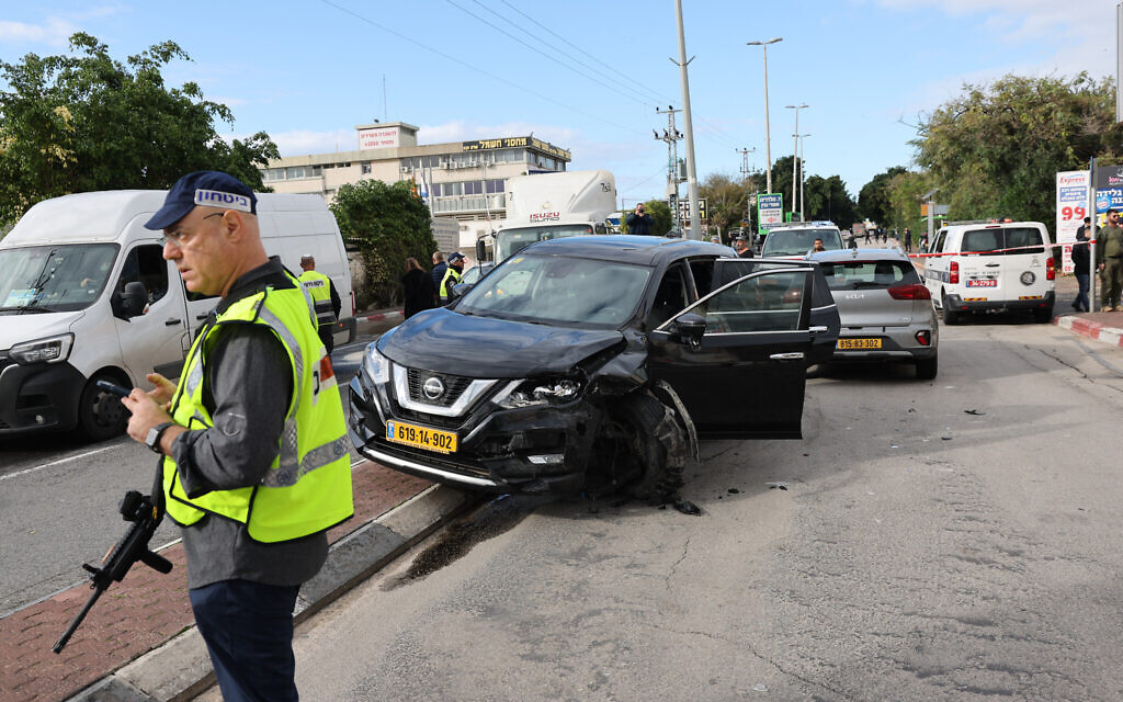The scene of a suspected ramming attack in Ra'anana، on January 15، 2024. (JACK GUEZ / AFP)